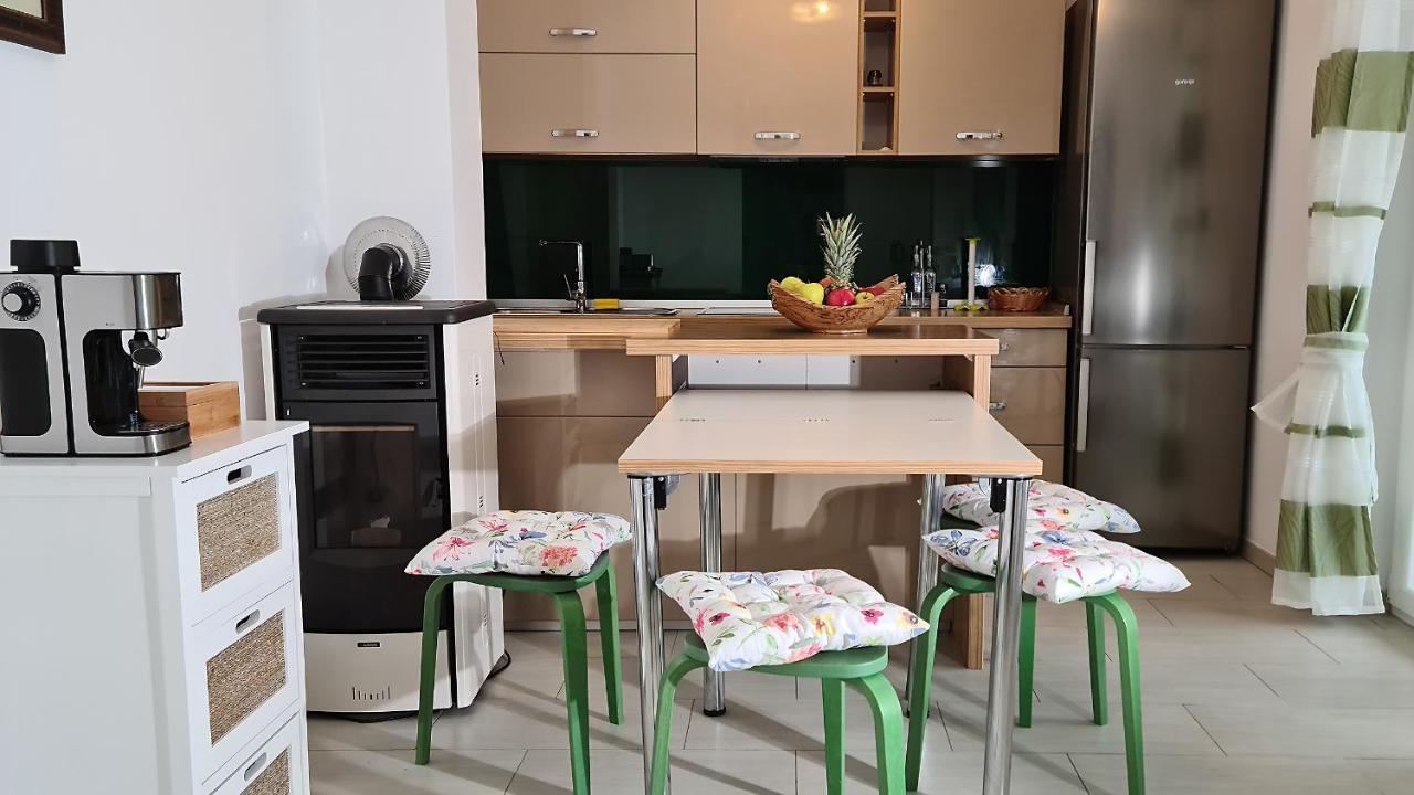 Villa Relax , With Seaview And Two Pools Near Beach Stari Grad Exterior foto
