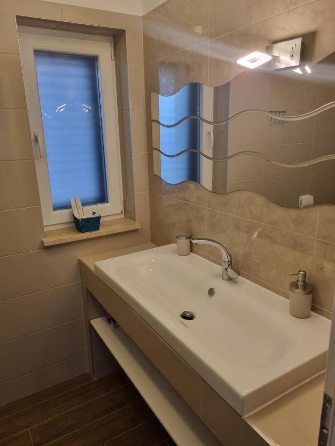 Villa Relax , With Seaview And Two Pools Near Beach Stari Grad Exterior foto
